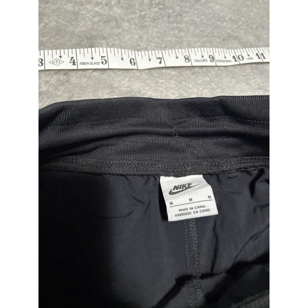 Nike Women's Medium Sportswear Essential Woven High Rise Pants Black DQ6809-010